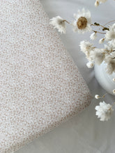 Load image into Gallery viewer, BEIGE FLORALS