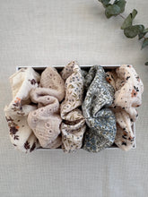 Load image into Gallery viewer, SCRUNCHIE GIFT SETS
