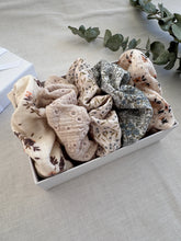 Load image into Gallery viewer, SCRUNCHIE GIFT SETS