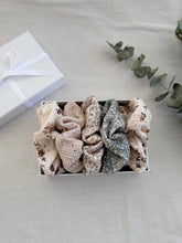 Load image into Gallery viewer, SCRUNCHIE GIFT SETS