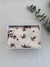 Load image into Gallery viewer, TAUPE FLORALS