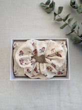 Load image into Gallery viewer, MUMMY & BABY GIFT SETS