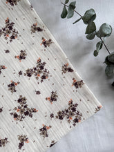 Load image into Gallery viewer, TAUPE FLORALS