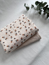 Load image into Gallery viewer, DAISIES (Muslin)