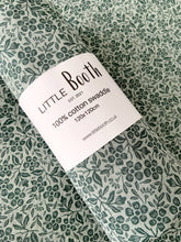 Load image into Gallery viewer, XL GREEN FLORALS SWADDLE