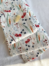 Load image into Gallery viewer, POPPY FLORAL (Muslin)