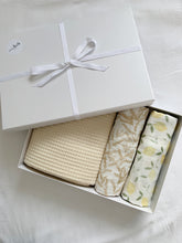 Load image into Gallery viewer, CUSTOM LARGE MUSLIN GIFT SET
