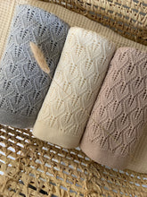 Load image into Gallery viewer, GREY KNITTED BLANKET