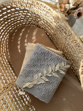 Load image into Gallery viewer, GREY KNITTED BLANKET