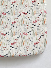 Load image into Gallery viewer, NEXT TO ME CRIB SHEET - POPPY

