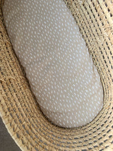 Load image into Gallery viewer, Baby moses basket with beige with small white dashes print sheet on mattress
