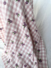 Load image into Gallery viewer, XL BERRY BLOOM SWADDLE
