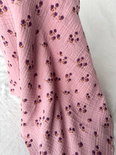 Load image into Gallery viewer, XL BERRY BLOSSOM SWADDLE
