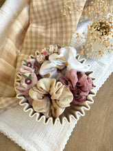 Load image into Gallery viewer, SPRING COLLECTION SCRUNCHIES
