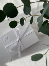 Load image into Gallery viewer, CUSTOM SMALL GIFT SET
